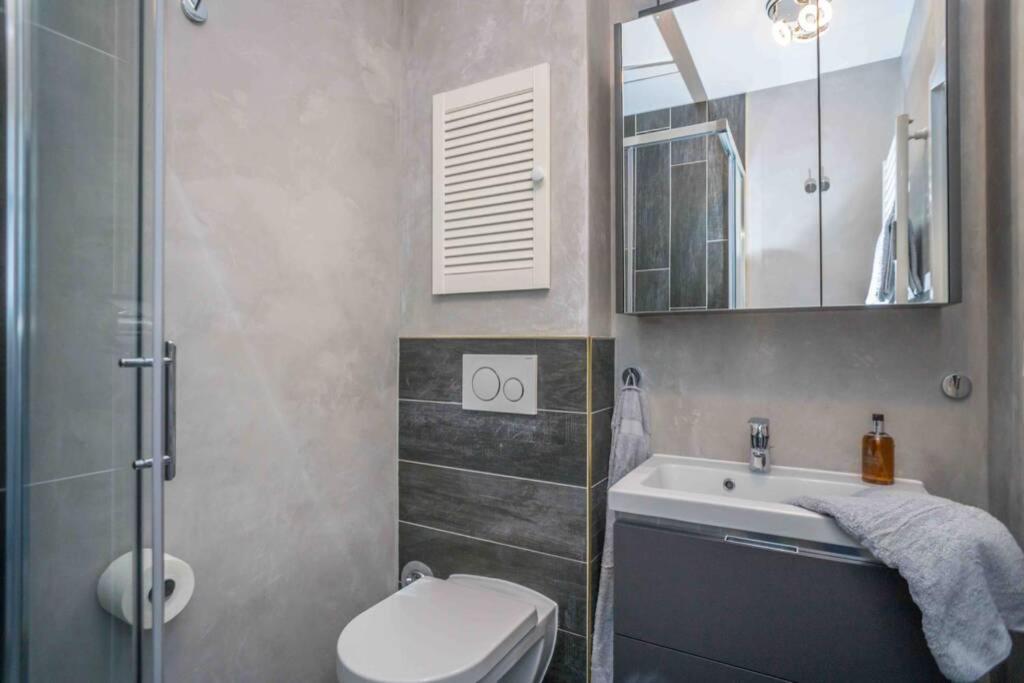 Maritim Und Individuell In Wenningstedt Mit Balkon Apartment Ngoại thất bức ảnh